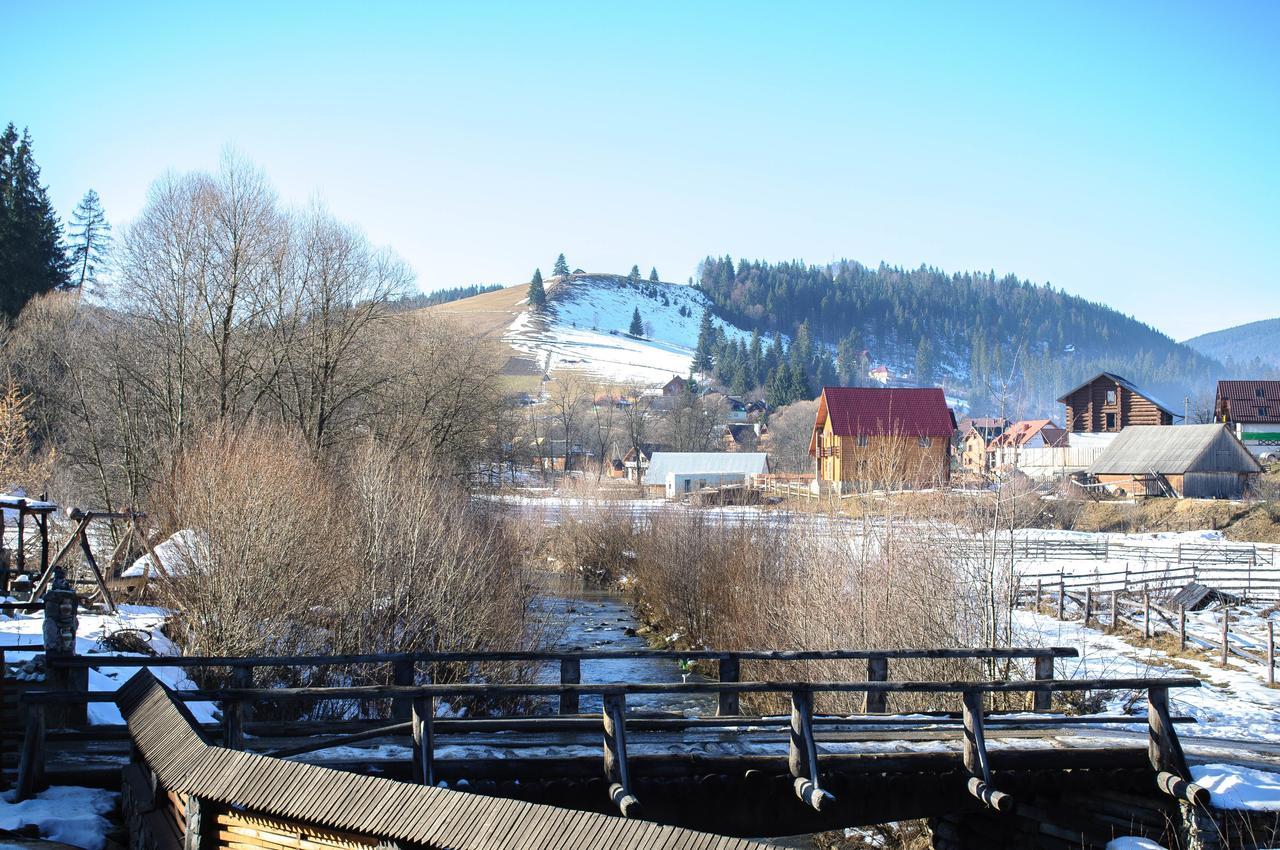 Preluky Hotel Boekovel Buitenkant foto